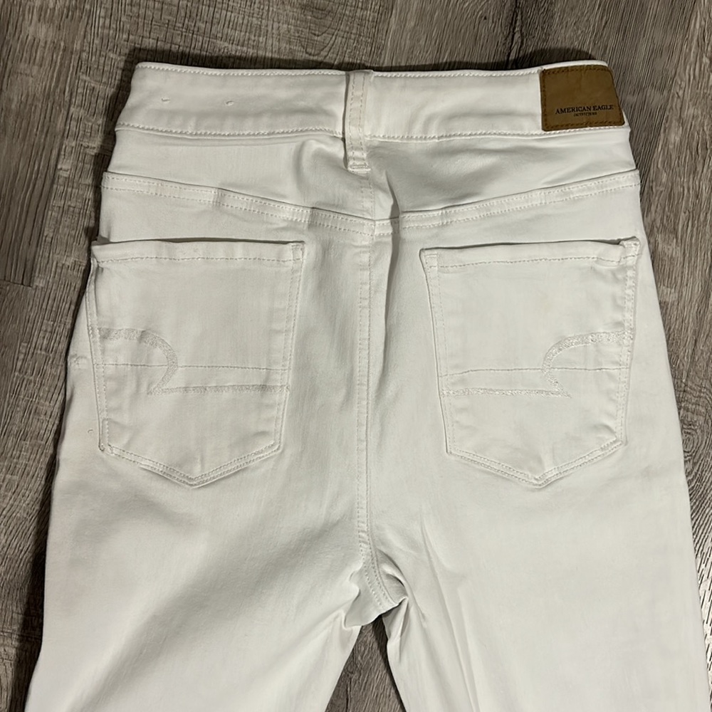 American Eagle White jeans